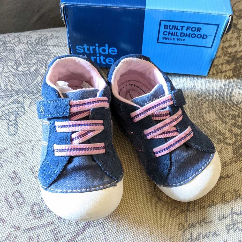 Blue stride rite shoes